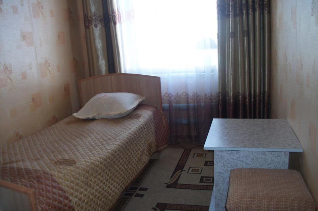 Enirest Hotel Karakol Room photo